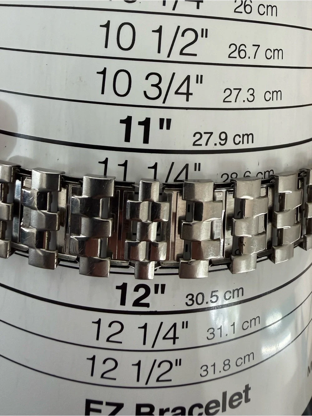 Seiko Men's Watch Stainless Stretch Bracelet Gold Case White Dial Date Window